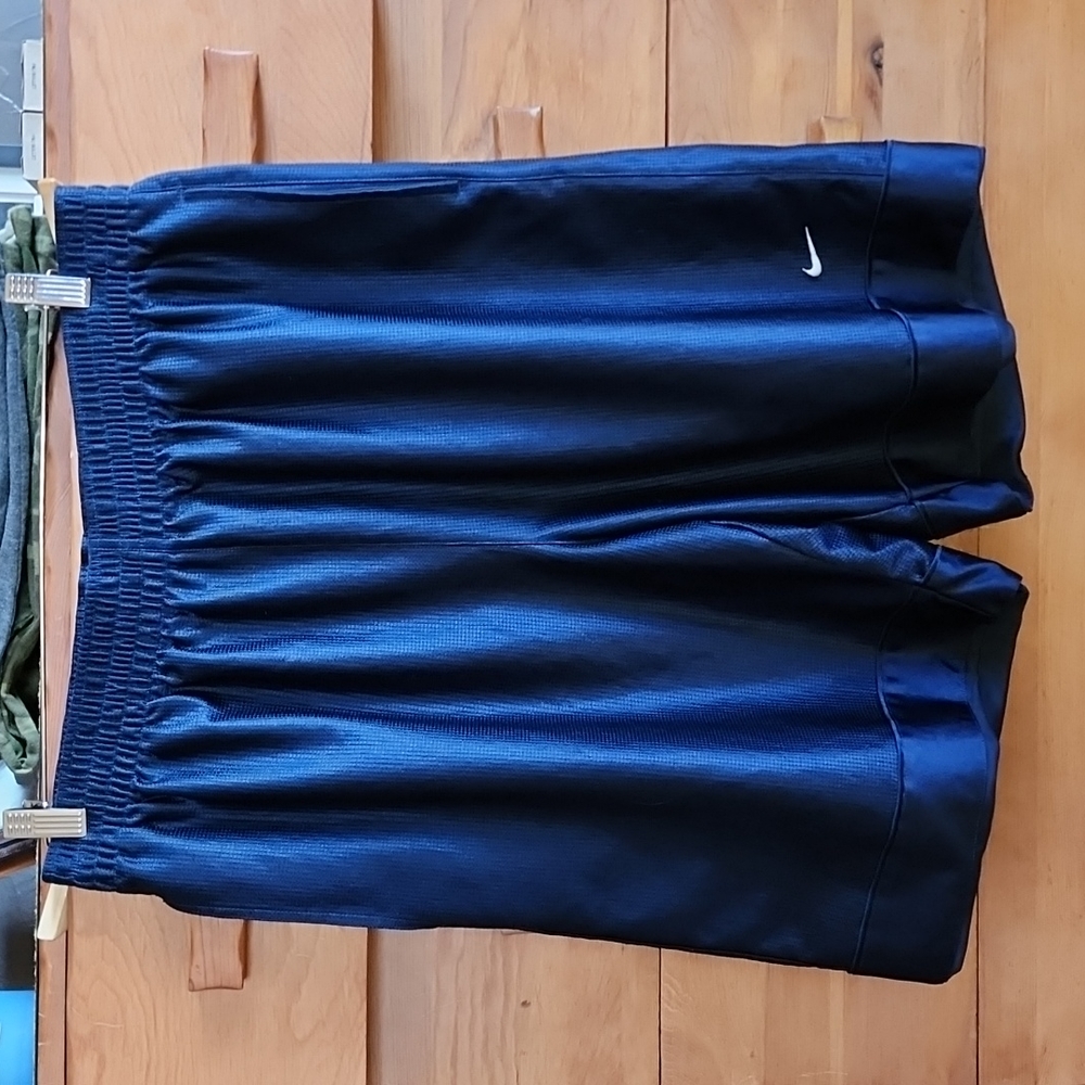 Nike: Men's Basketball 11" Shorts, Obsidian/White